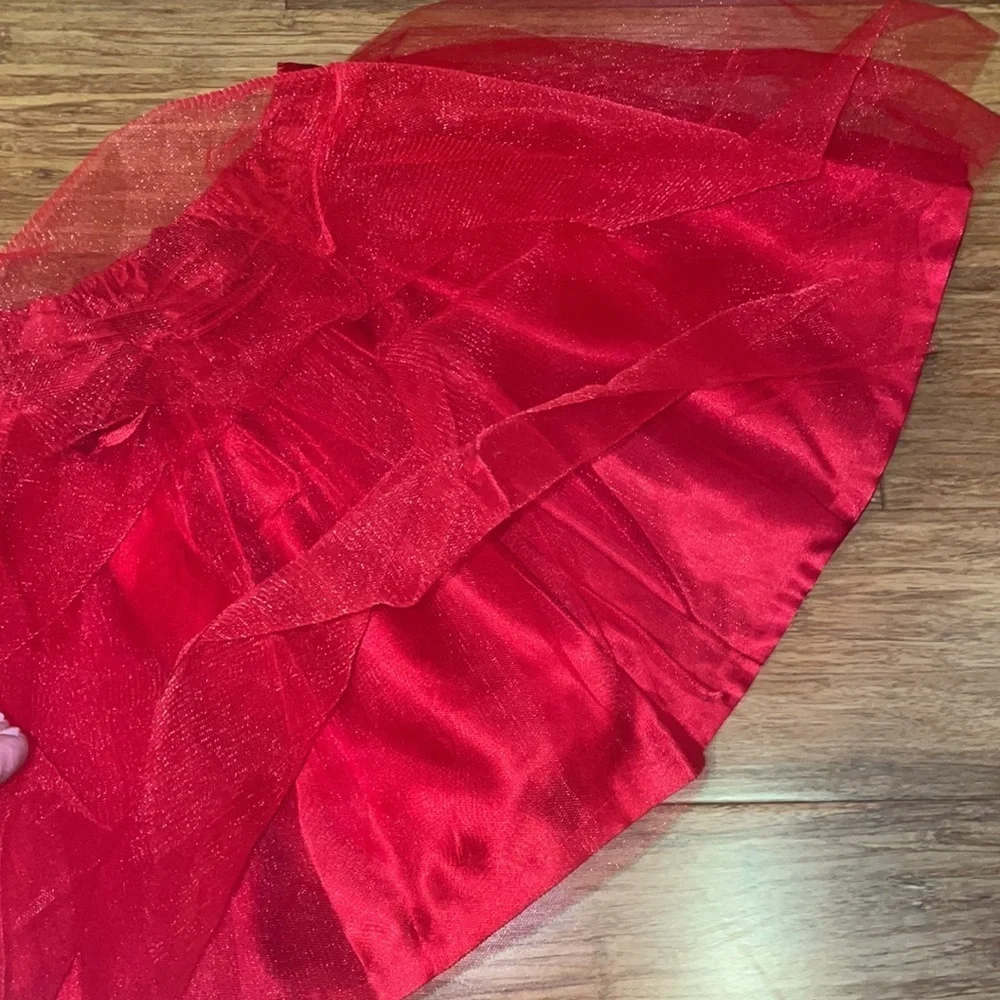 Gymboree + Olivia collaboration red tutu size 7 NWOT